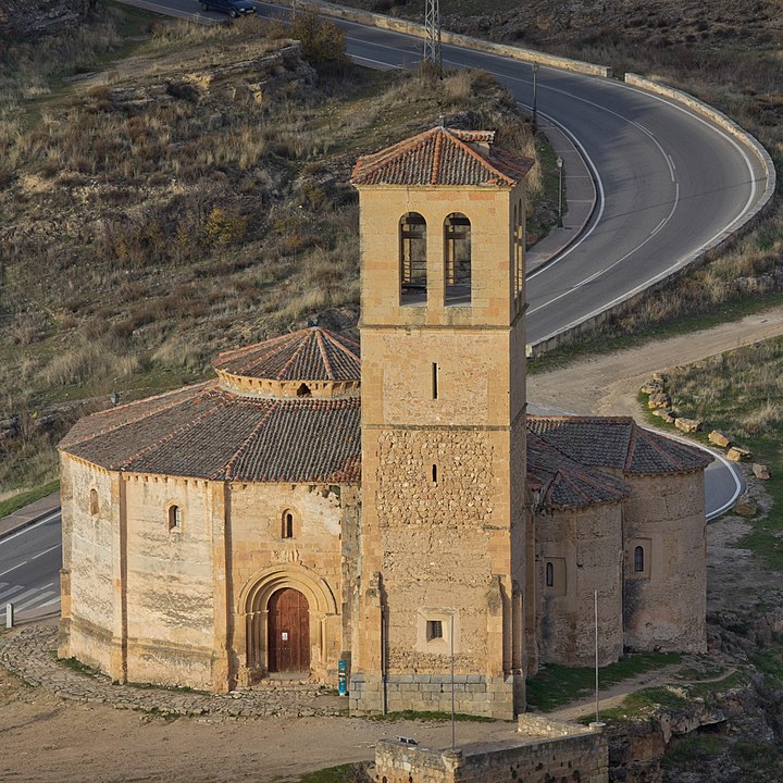 Que visitar en Segovia la iglesia de la Vera Cruz