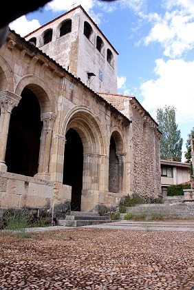 Atrio de la iglesia de san clemente